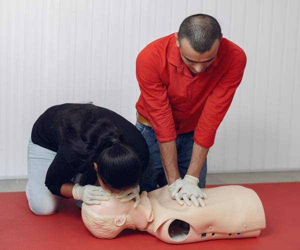 FOTO 03 PRIMEROS AUXILIOS